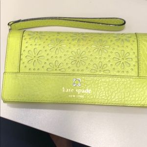 Kate spade green wristlet